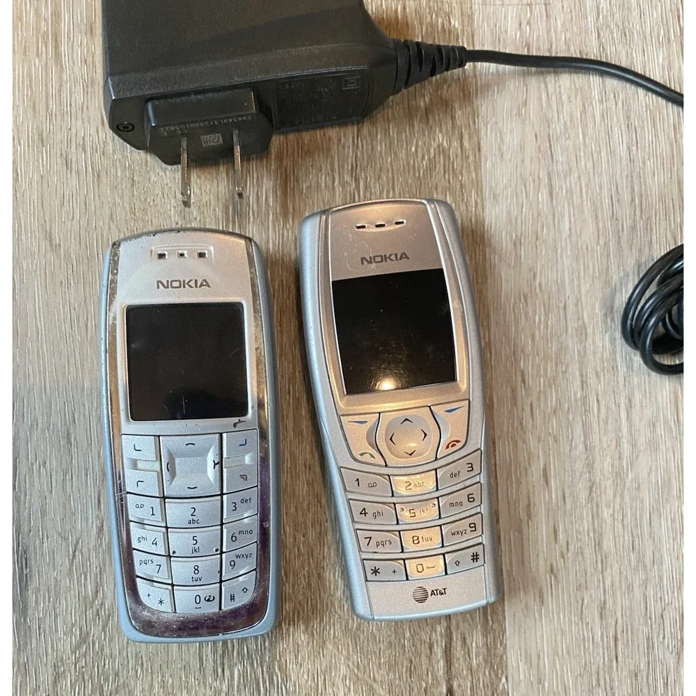 NOKIA 6610I GRAY & Nokia 3120b - For Parts